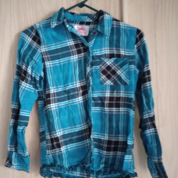 Justice Flannel - Picture 1 of 5